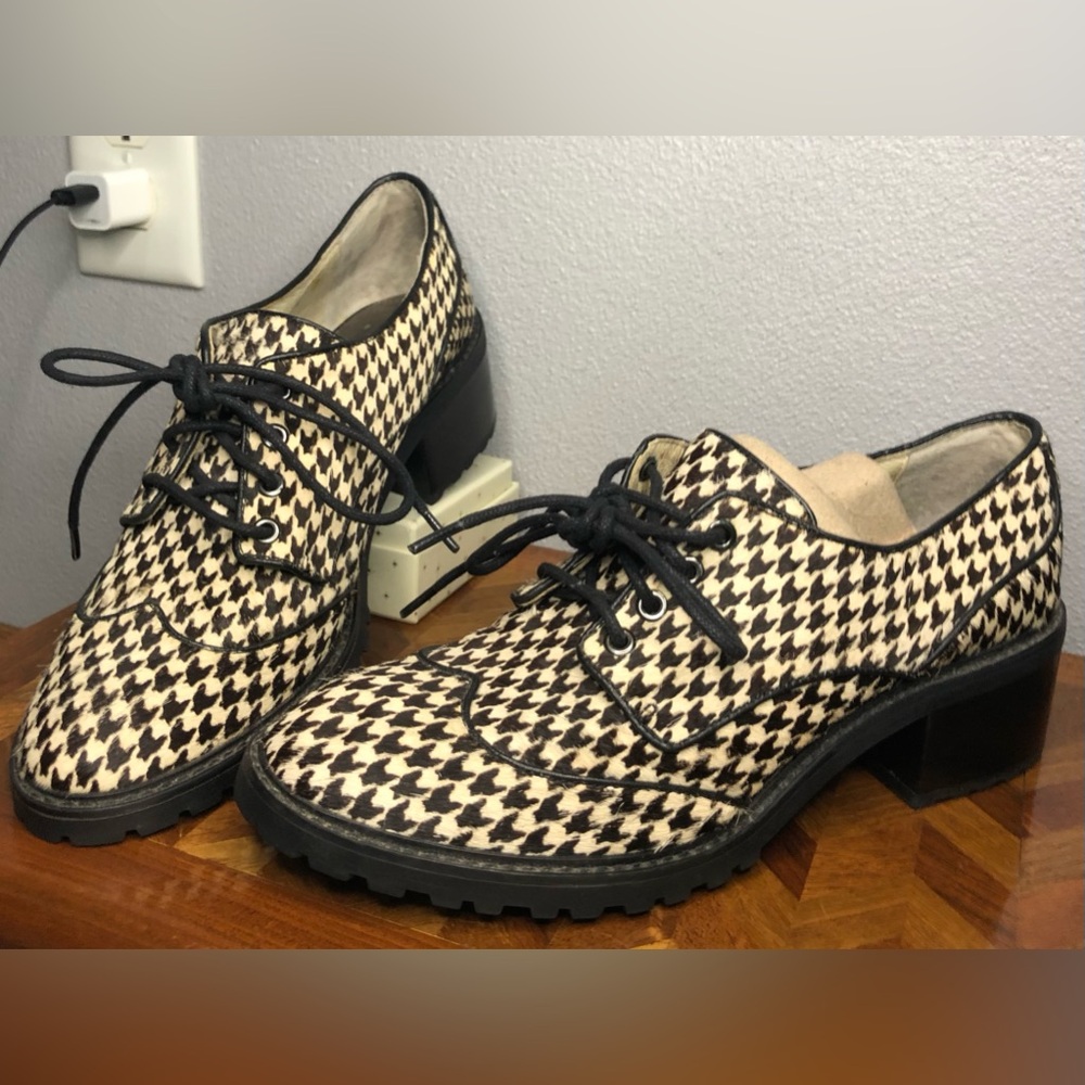 MICHAEL Michael Kors Black and Cream Houndstooth Loafers